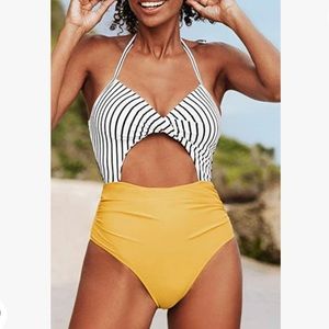 CUPSHE - NWT - Women's One Piece Swimsuit-  Sz Medium